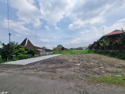 Tanah Jakal Km 9 Jogja, View Sawah, SHM Pekarangan