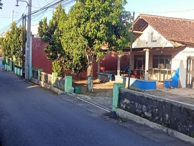 Tanah Pribadi Bonus Rumah Condongcatur jl. Kaliurang, 100M Jalan Raya