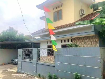 Di Jual Cepat Rumah 2 lantai HARGA Bisa Nego