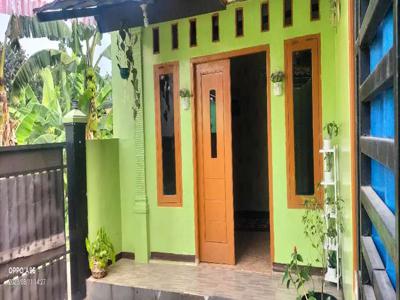 Di jual rumah area pasar curug tangerang