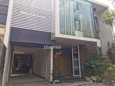 Dijual Murah Rumah Strategis Pusat Kota di Jl Imam Bonjol Surabaya