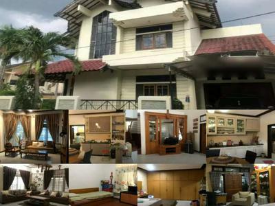 Dijual Rumah 380/557 Komp. Villa Bari Indah Jl.Bambang Utoyo Palembang