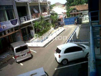 Jual Ruko 5 Lantai Pinggir Jalan utama Kramat Raya Jakarta Pusat