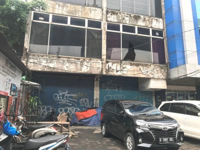 Ruko Tua Hitung Tanah hoek dg Cilandak I di Jl RS Fatmawati Raya Jakarta