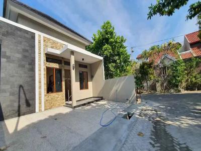 Rumah Baru Istimewa Semarang kota Akses Jalan Mudah