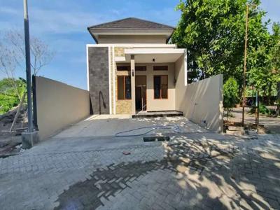 Rumah Baru Spek Terbaru Di Permahan BPD Pedurungan Kota Semarang