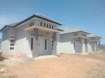 Rumah dijual di miruk uleekareng kt 2 kmnd 1 lantai granit