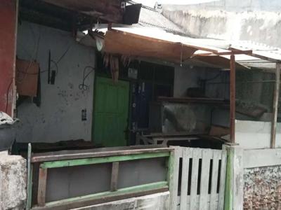 Rumah dijual di Perum 3 Karawaci Tangerang