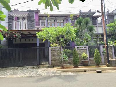 Rumah Mewah Pondok kelapa Jakarta timur