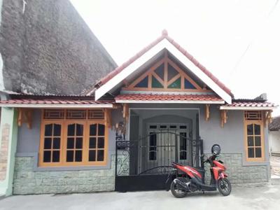 Rumah murah siap huni gedongan colomadu