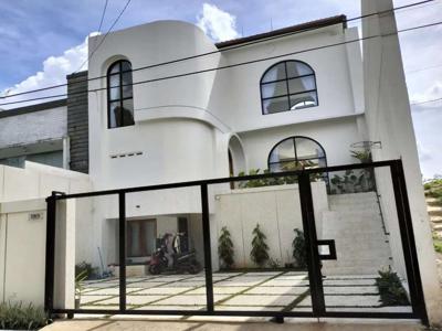 Rumah semi villa mewah area Setiabudi Bandung utara