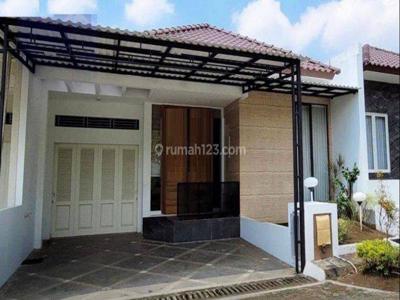 Disewakan Rumah Furnish Candi Golf Semarang