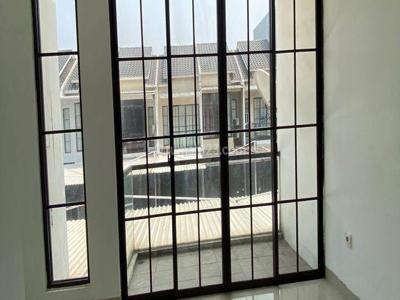 Rumah Unfurnished Bagus di Green Lake City