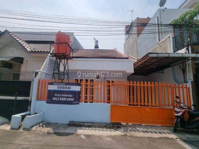 Sewa Rumah Baru Renovasi Di Tomang Jakarta Barat R R