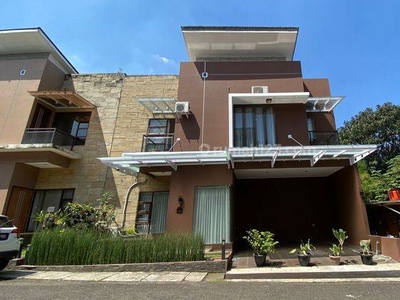 Disewa Rumah Bagus Modern di Sutami Bandung Kota Dekat Pvj