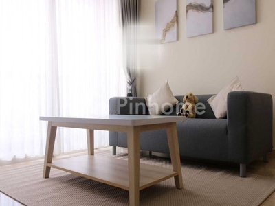 Disewakan Apartemen Fully Furnished Siap Pakai di Menteng Park, Jl. Cikini Raya, Luas 64 m², 2 KT, Harga Rp16 Juta per Bulan | Pinhome