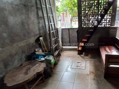 Disewakan Rumah Green Semanggi Mangrove 1,5 Lantai