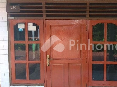 Disewakan Rumah Siap Pakai Dekat Sekolah di Jalan Babatan Jati No 70 Sidoarjo