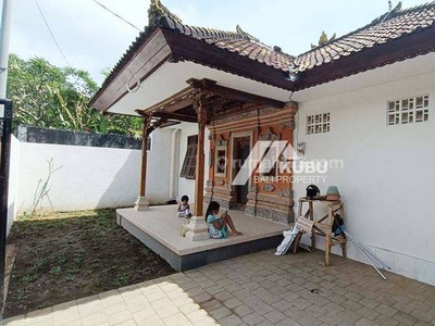 Kbp1198 Clean And Bright House With Balinese Style In Sanur.