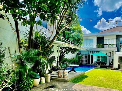 Rumah Gaya Villa Bali di Duren Tiga, Mampang