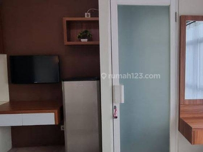 Dekat Ubaya Furnish Baru Apartemen Metropolis