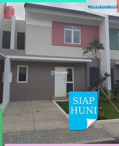 Dijual Rumah 2 Lantai LT77 LB117 2KT 3KM Siap Huni Harga Terjangkau - Bandung Kota