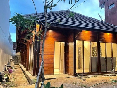 Guess House 9 Br For Lease In Sanur Bali