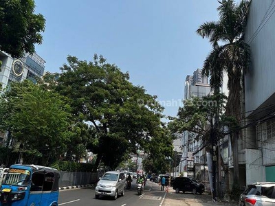 Ruko Gandeng Jalan Utama Pasar Baru Jakarta Pusat
