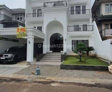 Rumah 3 Lantai Unfurnished SHM di Bukit Golf Hijau Sentul City, Bogor