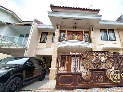 Rumah Sudah Renovasi SHM di Sektor 9 bintaro, Tangerang Selatan