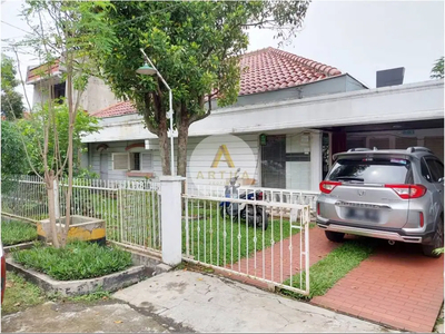 Dijual Rumah Luas Terawat di Sayap Batununggal Bandung