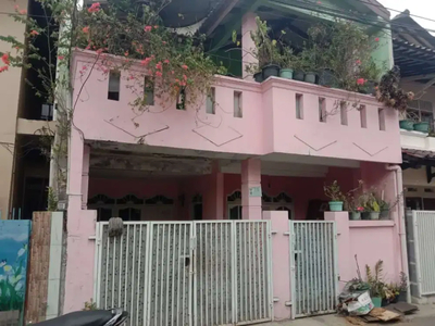 rumah 2 lantai bangunan kokoh