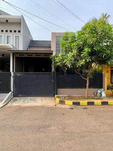 Rumah Bagus Minimalis Asri Siap Huni di Jln Ratna Cikunir Jatibening