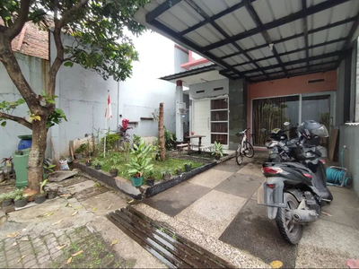 Rumah dijual cepat di Komplek The Mansion Antapani Kota Bandung