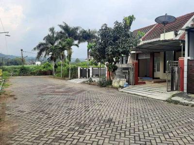 Dijual B.U Rumah dalam Perum Lawang View Poros Jl. Raya Lawang Malang