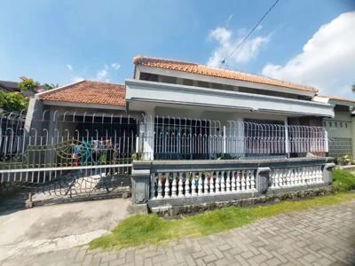 Rumah Mewah LT 180m Tengah Kota Semarang Majapahit Raya Gayamsari