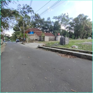 3jt/m2 Jl.Kaliurang Timur. Dekat Pasar jangkang