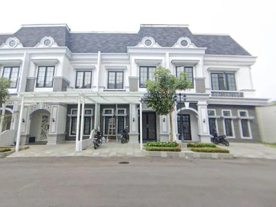 Dijual Villa Komplek Marriot Residence ( Sunggal )
