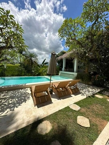 Dijual Villa Lantai 2 Style Modern Minimalis Dengan View Sawah Lokasi Batubolong