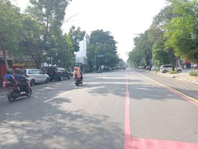 Tanah jalan slamet riyadi 132Mt, Ld 5.5Mt, bonus toko, solo