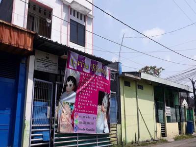 Rumah Semarang 2 Lantai, Lingkungan Aman Akses Jalan Lebar