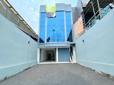 Ruko 3 1 2 Lantai Bangunan Full Baru Dan Baru Selesai di Jatiwaringin Jakarta Timur