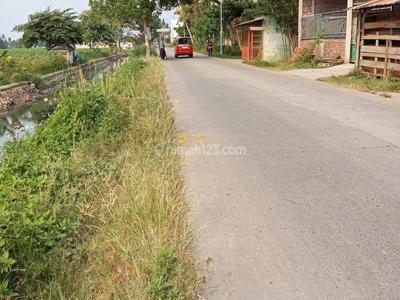 Tanah Pinggir Jalan Zona Kuning di Tanjakan, Tangerang 2.950 m²
