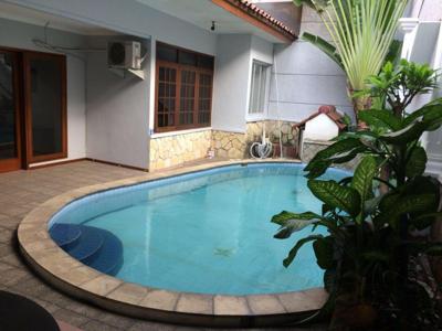 4 Bedroom House In Pondok Indah - Murah Jarang Ada