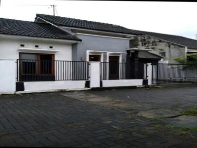 Dijual rumah dalam ringrod kampus uty Yogyakarta