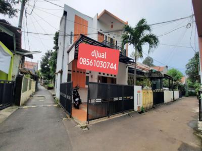 Rumah 2 lantai minimalis Tanjung barat sebrang Antam 1.2m