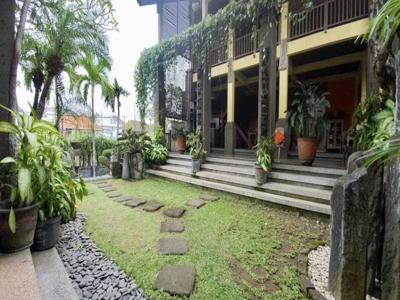 Villa Dijual 3 Kamar di Kawasan Elit Perumahan di Petitienget Seminyak