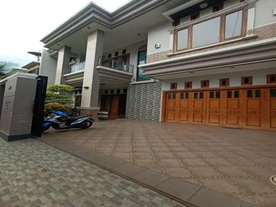 Dijual rumah mewah siap huni