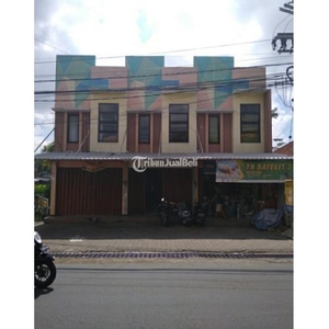 Dijual Ruko 2 Lantai Lahan Parkir Luas Area Ramai di Pinggir Jalan Besar - Malang