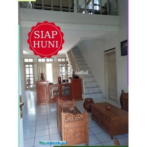 Dijual Rumah Bandung Buahbatu Siap Huni Terawat Komplek Tenang Nyaman 2 Lantai Di Cijaura Buah - Bandung Kota